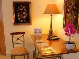 Arrate Hotel เอบาร์ ภายนอก รูปภาพ